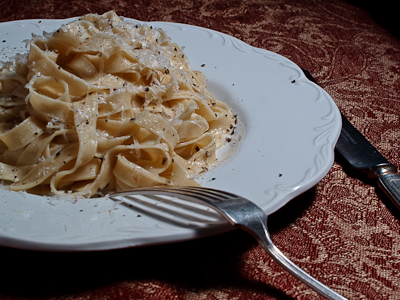 Fettuccine Alfredo fettuccine alfredo 1 400px Fettuccine Alfredo